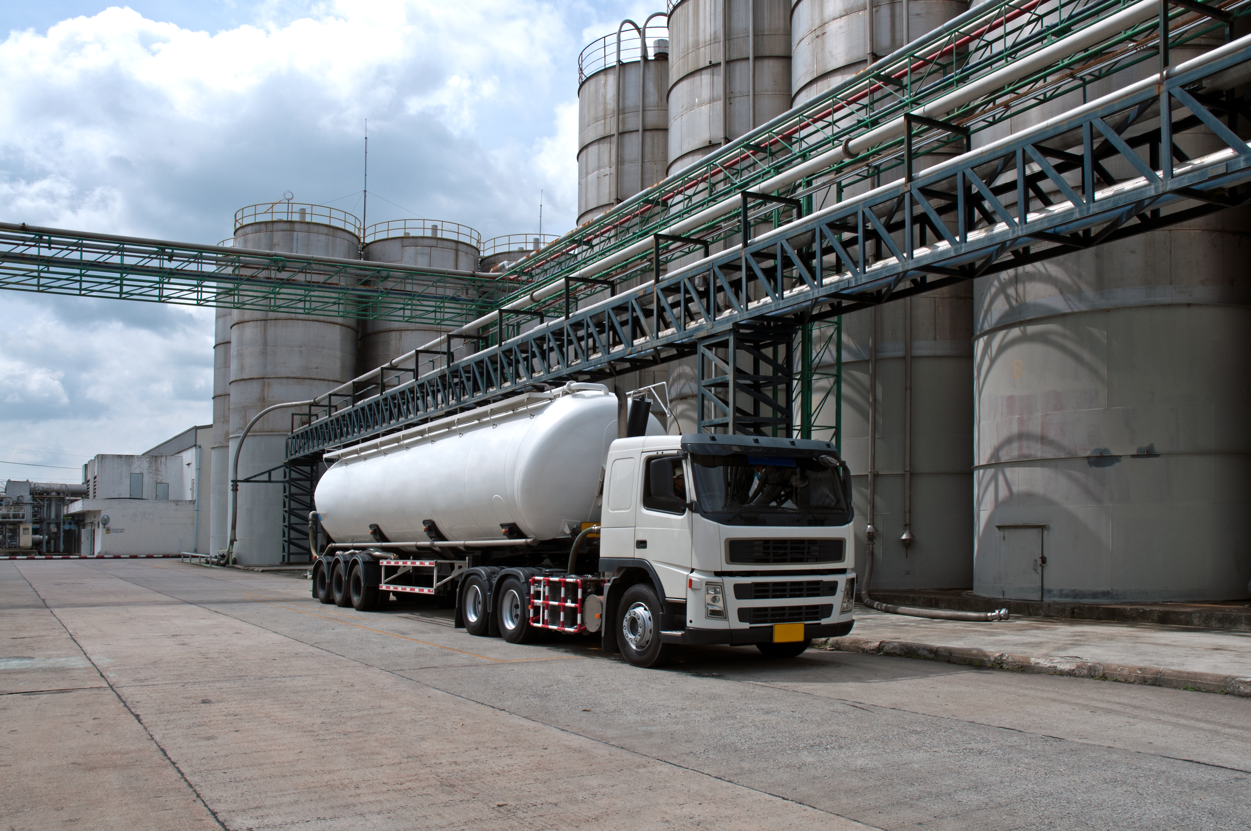 Tanker truck delivery at a petrochemical facility